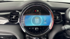 MINI Hatchback 1.5 Cooper Classic 3dr Auto [Comfort/Nav Pack] Petrol Hatchback